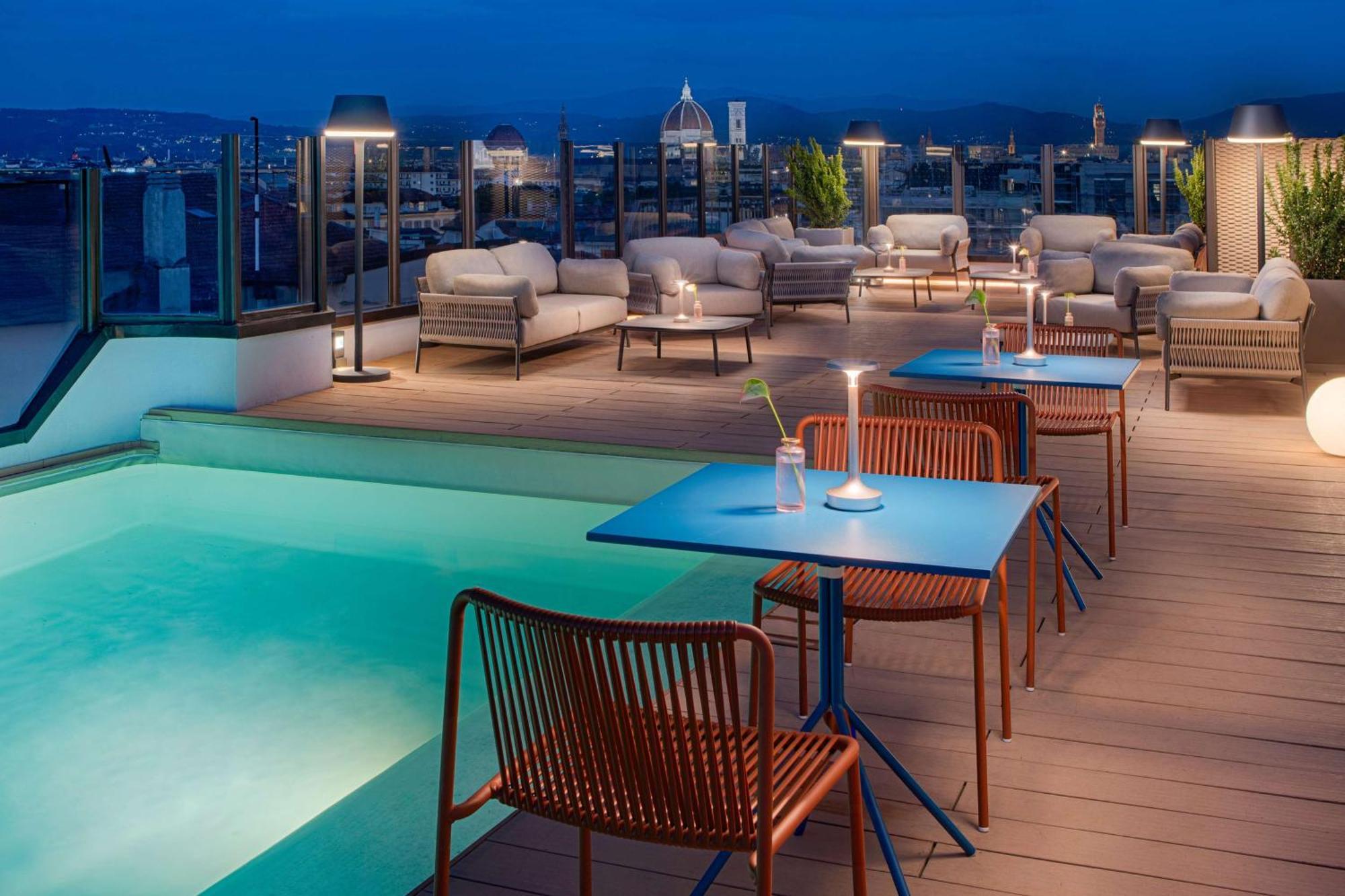 Hotel NH Firenze Esterno foto
