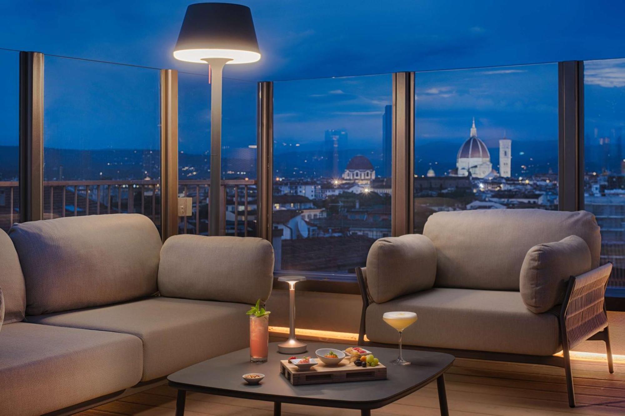 Hotel NH Firenze Esterno foto