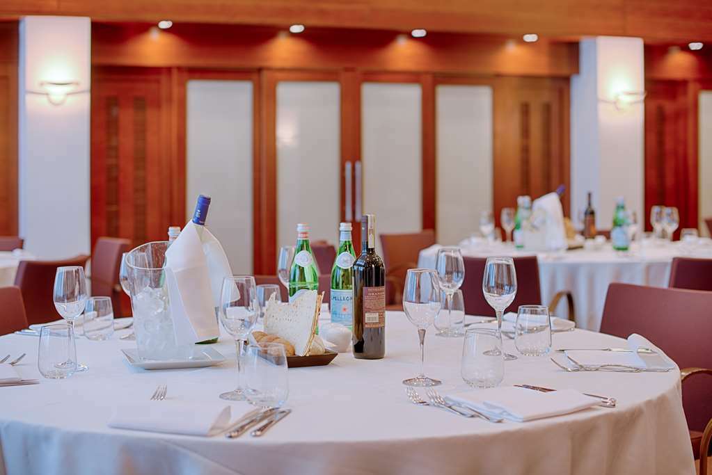 Hotel NH Firenze Servizi foto