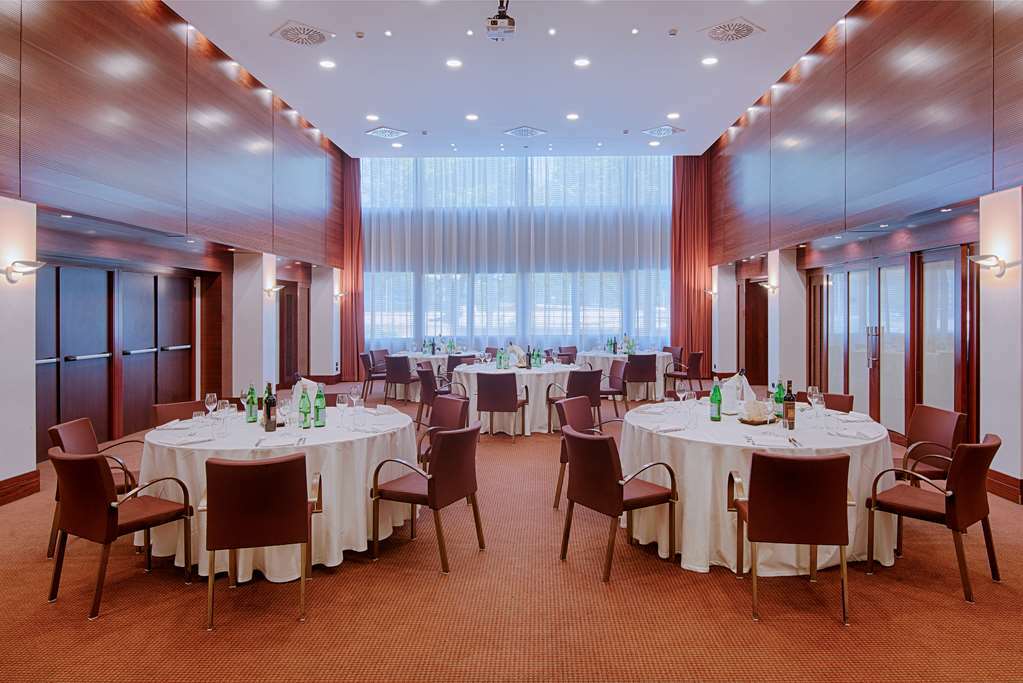 Hotel NH Firenze Servizi foto