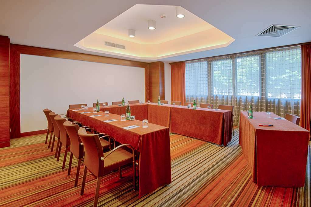 Hotel NH Firenze Servizi foto