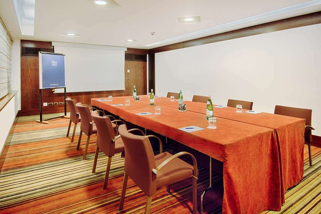 Hotel NH Firenze Servizi foto