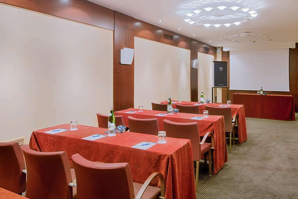 Hotel NH Firenze Servizi foto