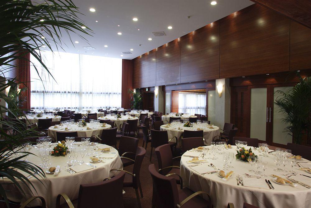 Hotel NH Firenze Ristorante foto